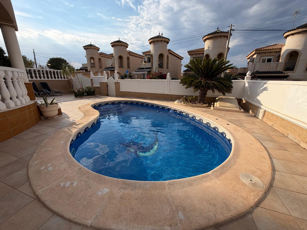 Huis te koop in Orihuela Costa | 3 slaapkamers H5495761