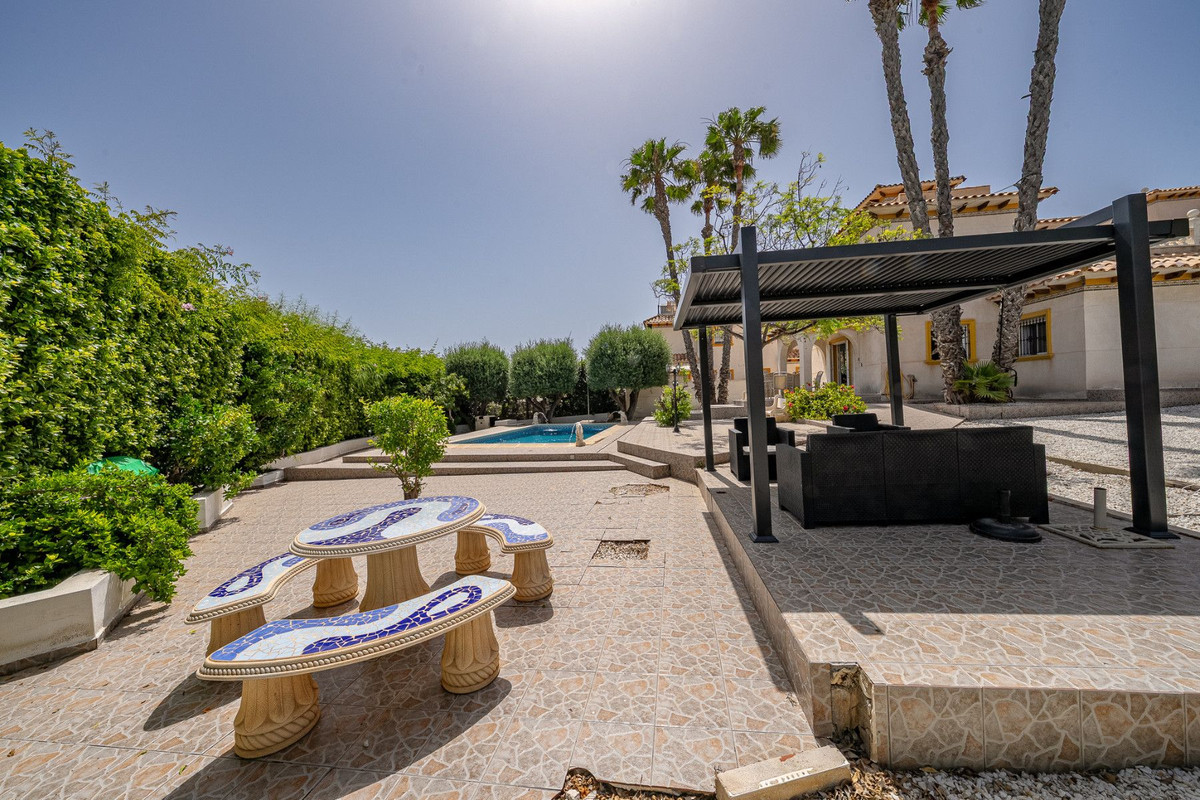 Huis te koop in Orihuela Costa | 3 slaapkamers H5497246