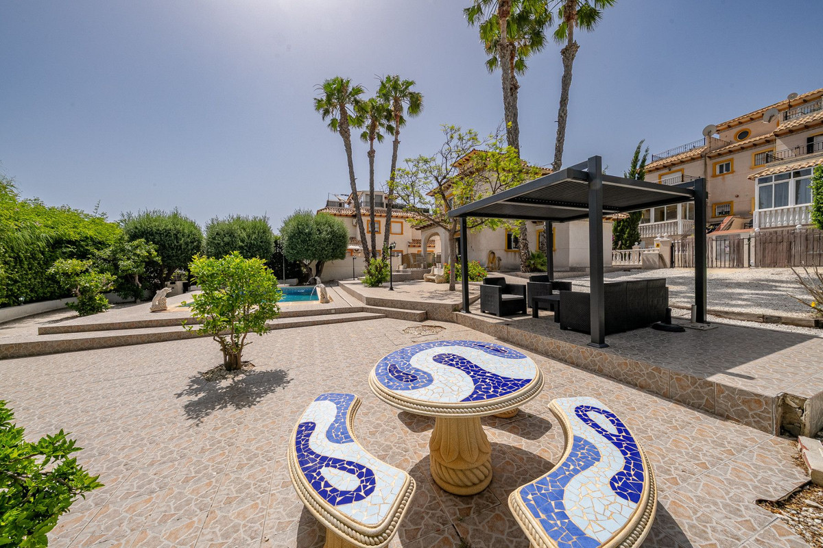 Huis te koop in Orihuela Costa | 3 slaapkamers H5497246