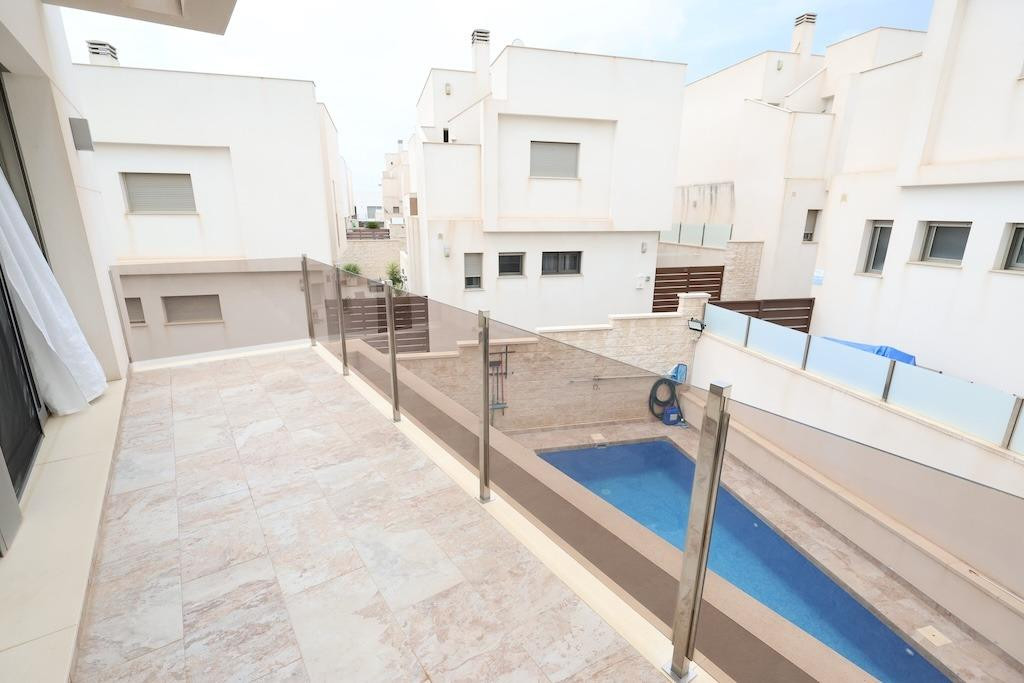 Huis te koop in Orihuela Costa | 3 slaapkamers H5517172