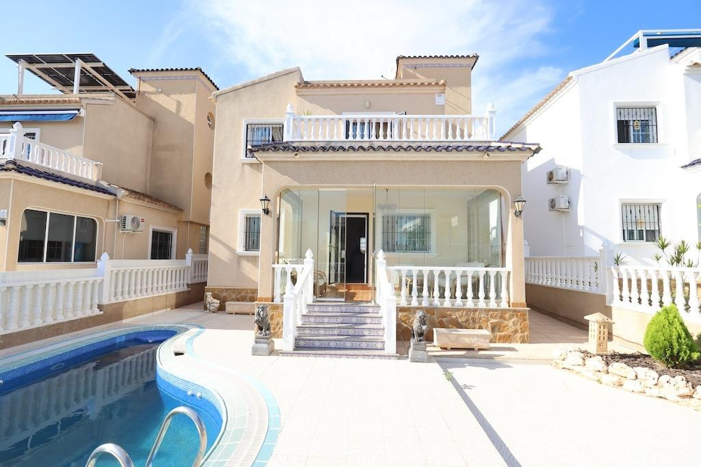 Huis te koop in Orihuela Costa | 3 slaapkamers H5517865