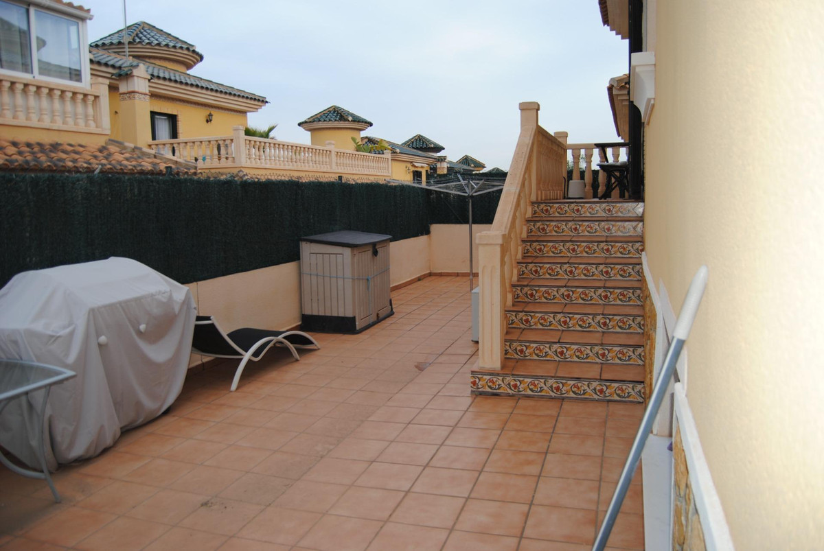Huis te koop in Orihuela Costa | 4 slaapkamers H5520271
