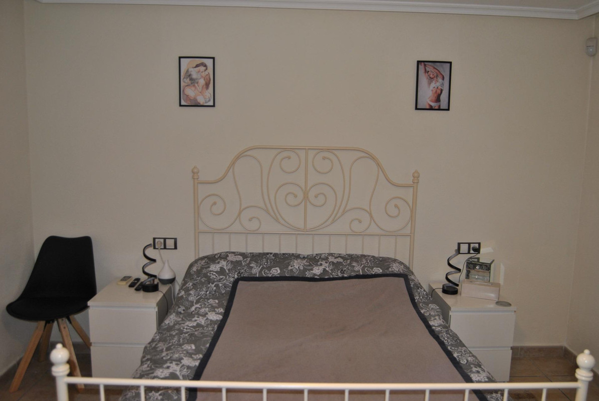 Huis te koop in Orihuela Costa | 4 slaapkamers H5520271