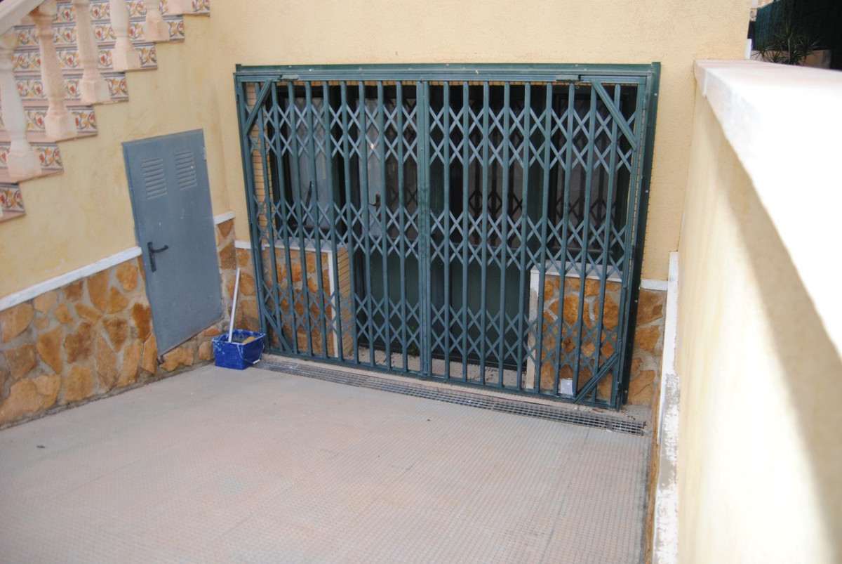 Huis te koop in Orihuela Costa | 4 slaapkamers H5520271
