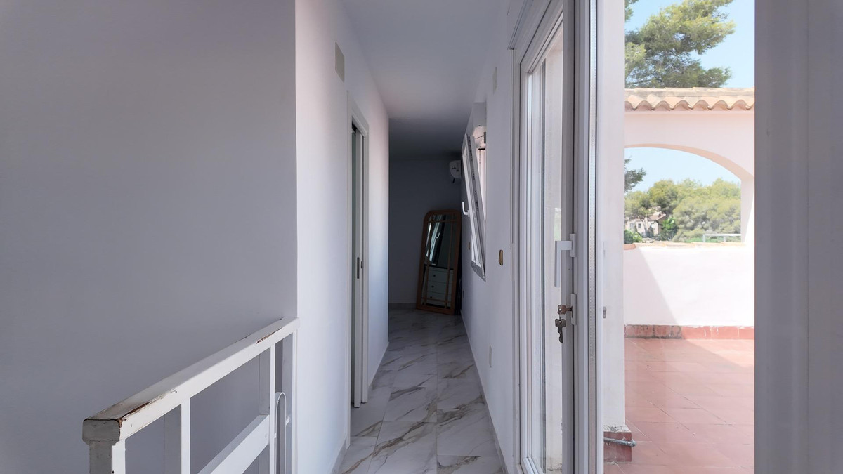Huis te koop in Orihuela Costa | 6 slaapkamers H5520307