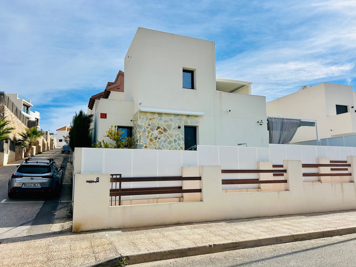 Huis te koop in Orihuela Costa | 4 slaapkamers H5527351