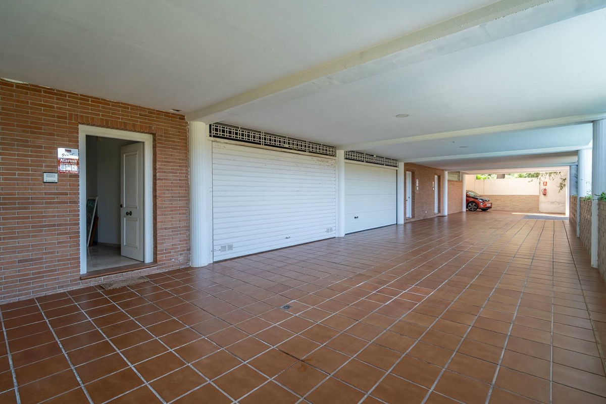 Property main view 44