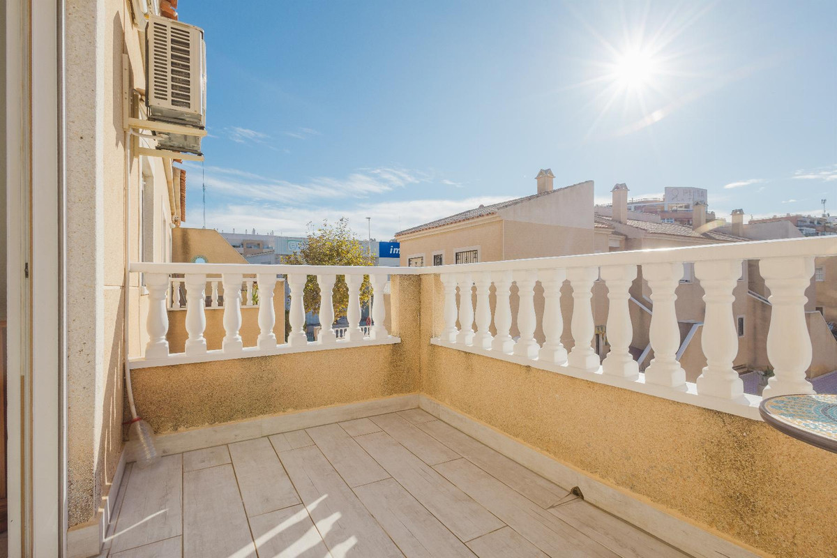 Huis te koop in Parque de las Naciones | 2 slaapkamers H5232871