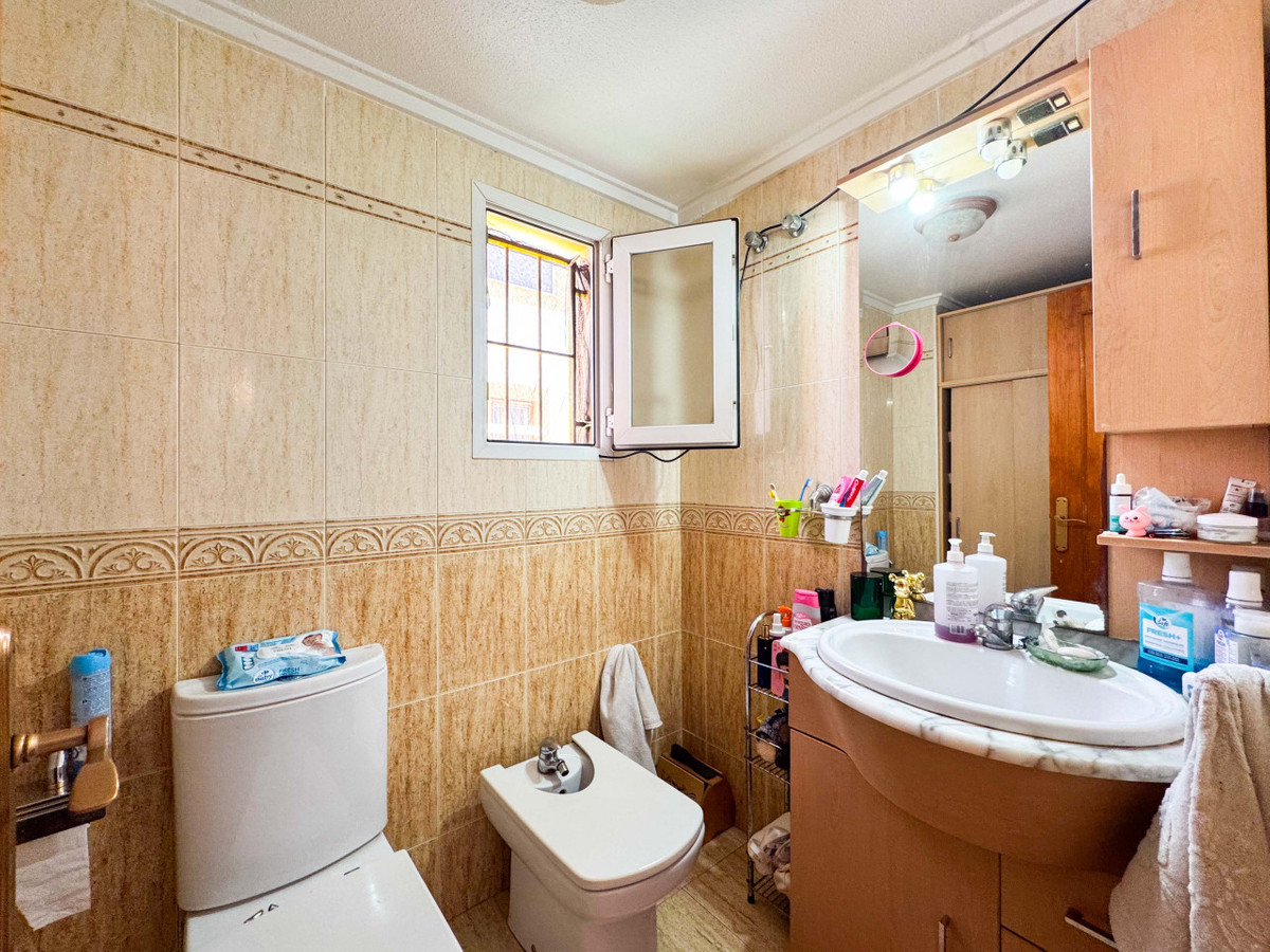 Huis te koop in Parque de las Naciones | 3 slaapkamers H5295577