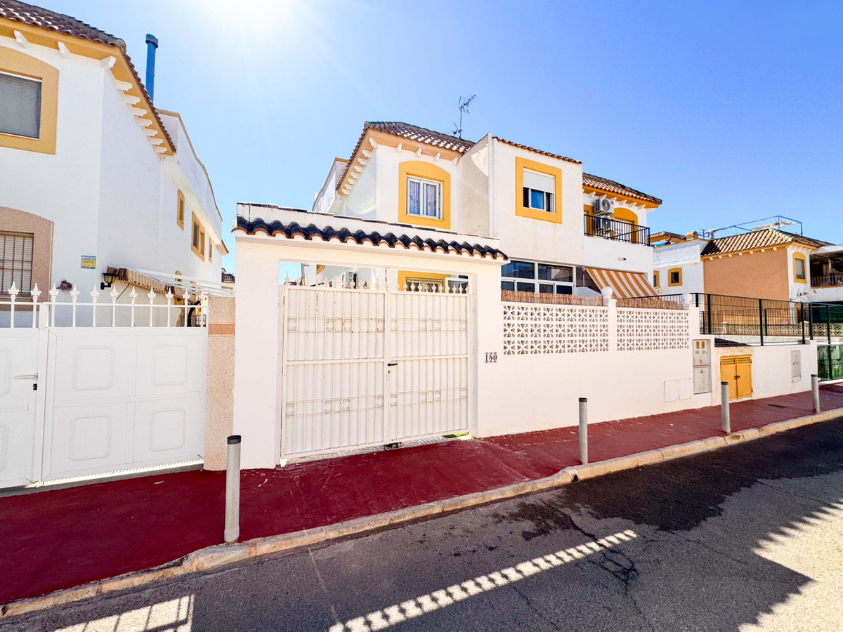 Huis te koop in Parque de las Naciones | 3 slaapkamers H5295577