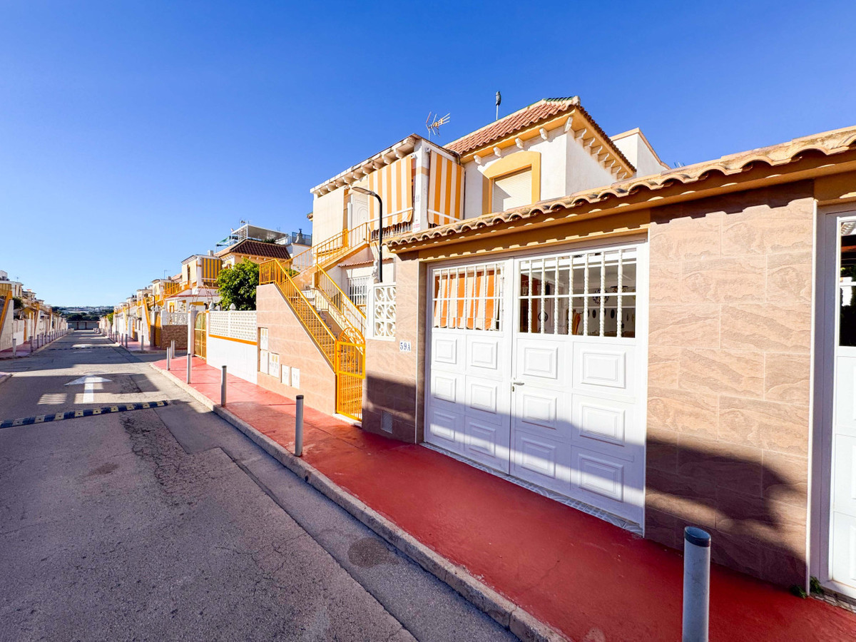 Huis te koop in Parque de las Naciones | 2 slaapkamers H5354008