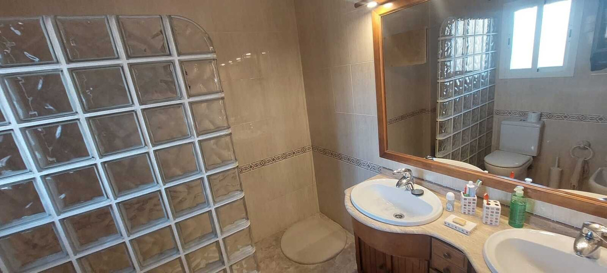 Semi-Vrijstaande Villa in Pedregalejo-8