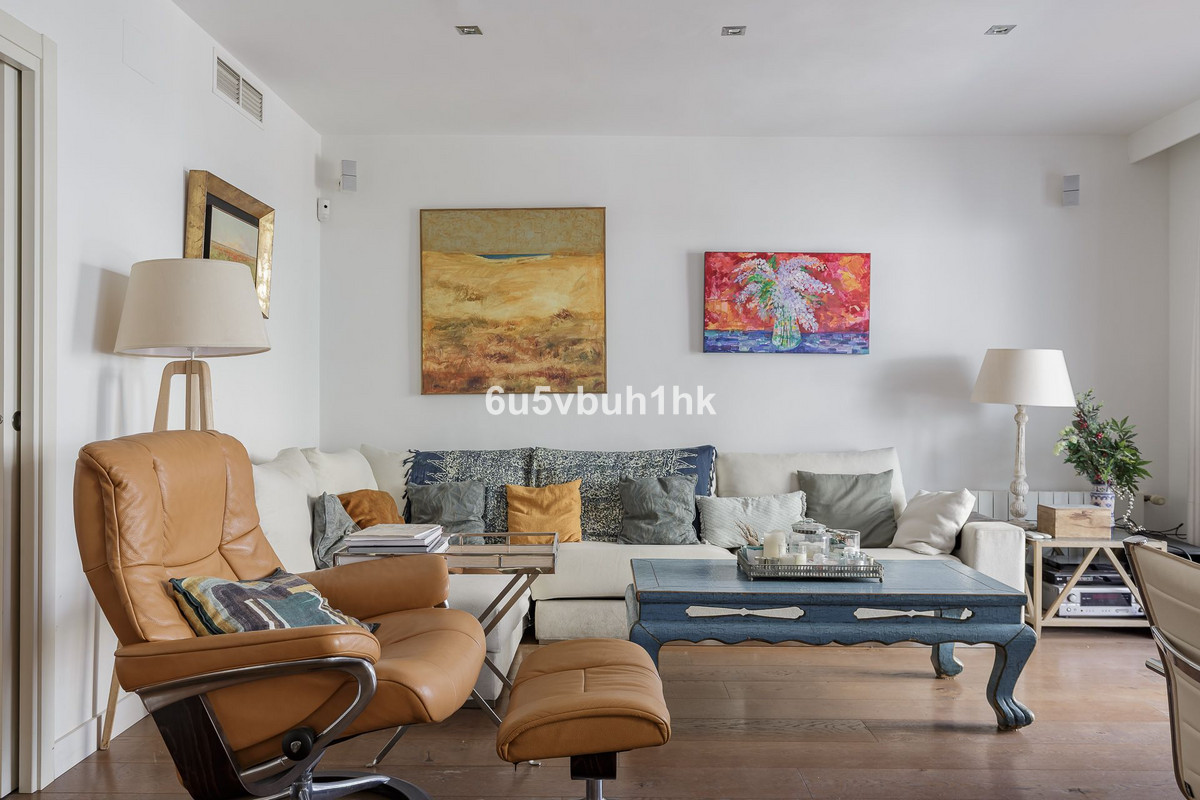 Geschakelde Woning in Pedregalejo-1