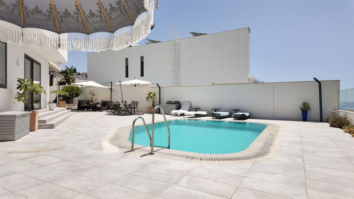 Huis te koop in Pedregalejo | 4 slaapkamers H5103964