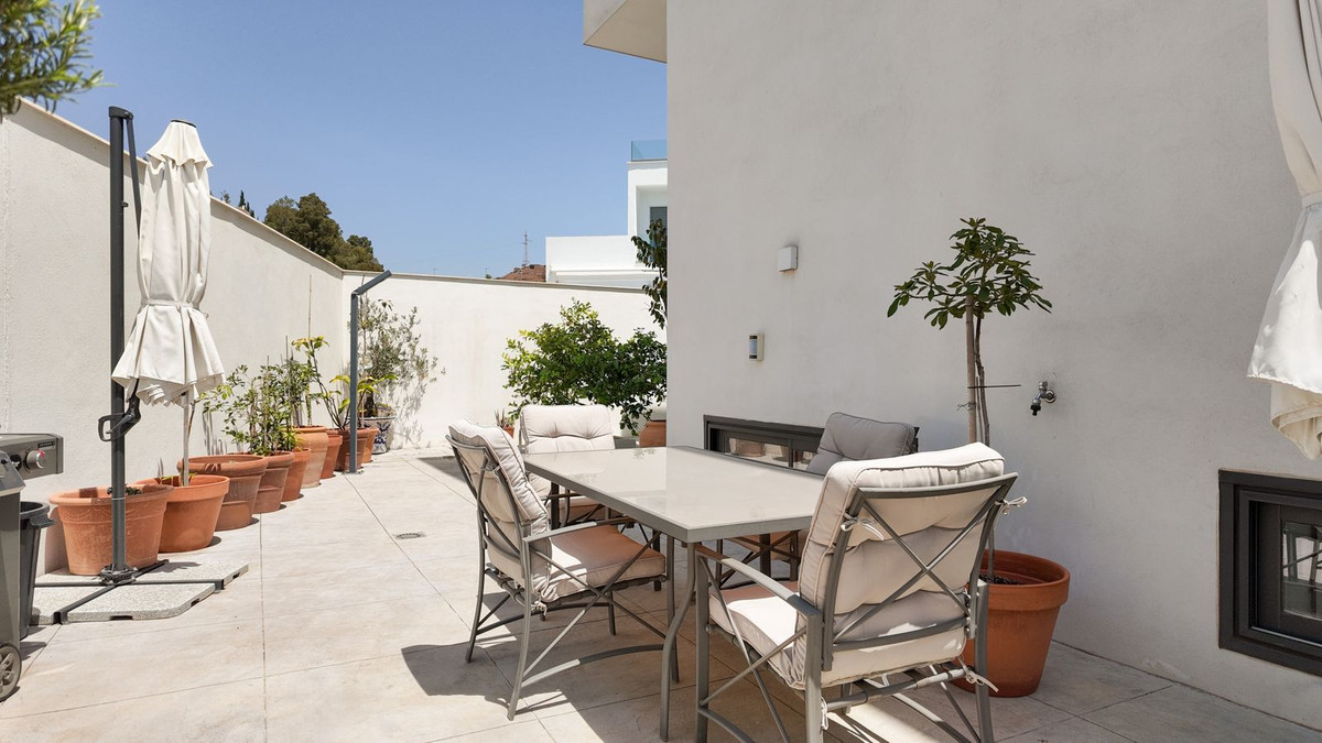 Huis te koop in Pedregalejo | 4 slaapkamers H5103964