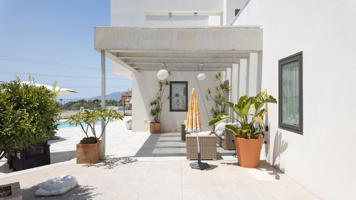 Huis te koop in Pedregalejo | 4 slaapkamers H5103964
