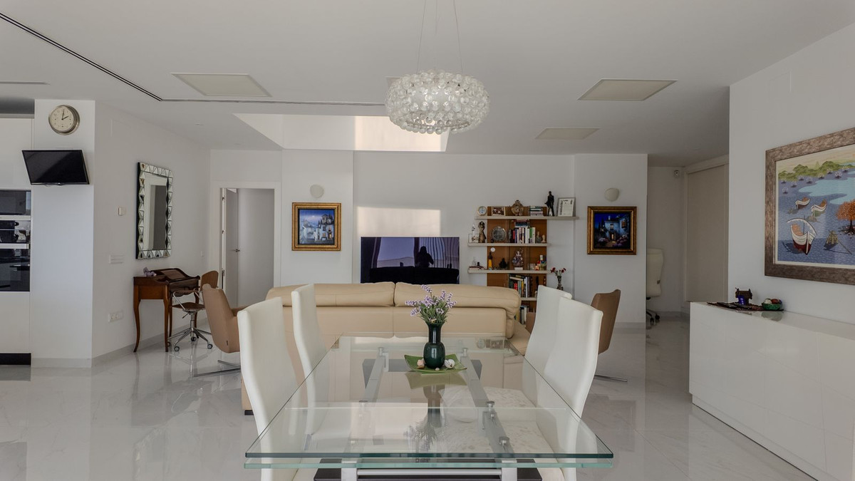 Huis te koop in Pedregalejo | 4 slaapkamers H5103964