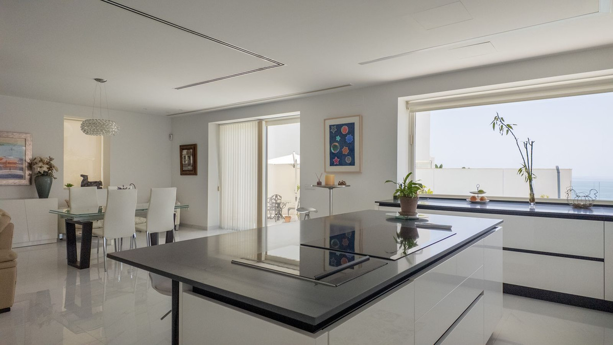 Huis te koop in Pedregalejo | 4 slaapkamers H5103964
