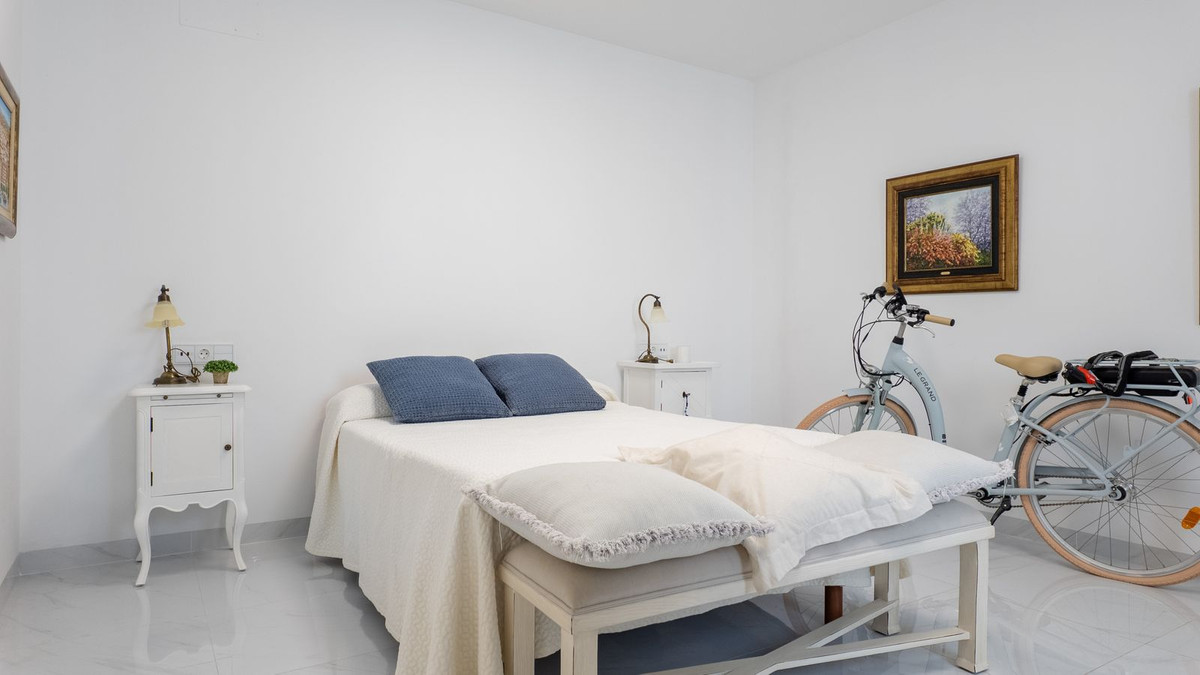 Huis te koop in Pedregalejo | 4 slaapkamers H5103964