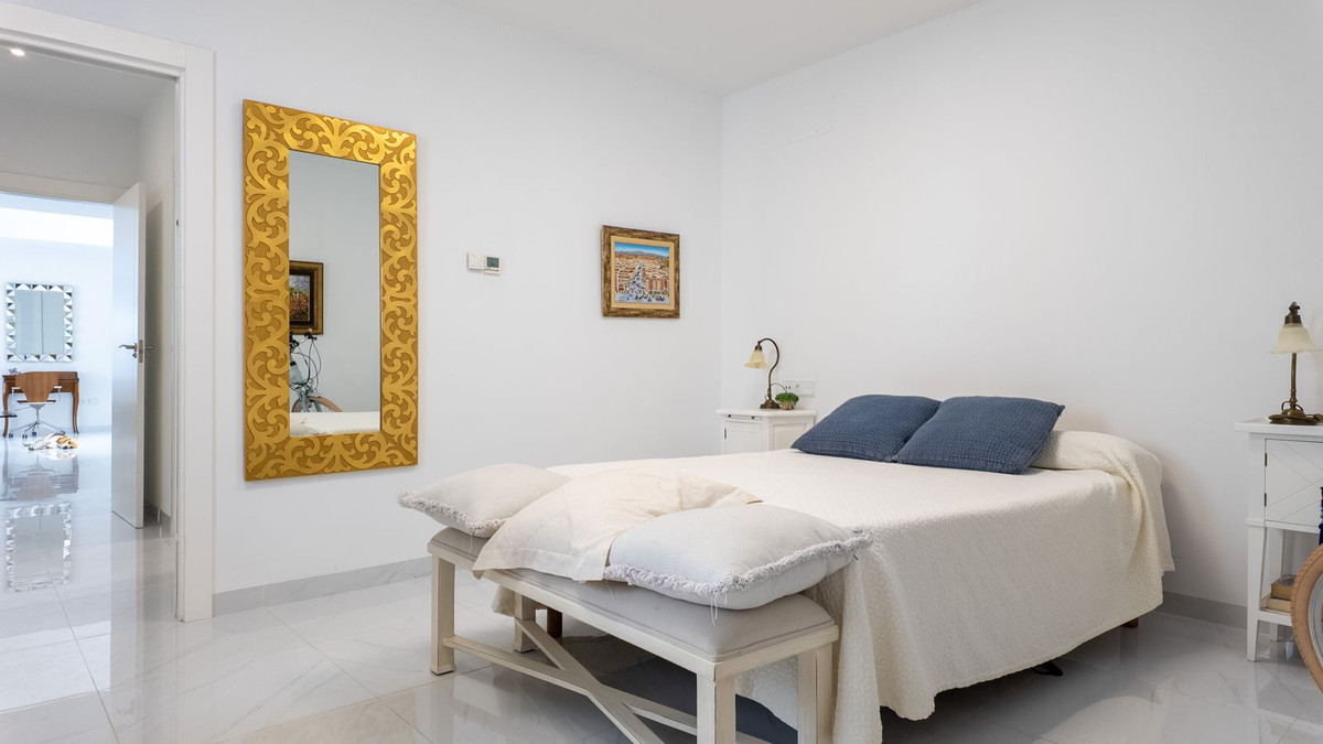 Huis te koop in Pedregalejo | 4 slaapkamers H5103964