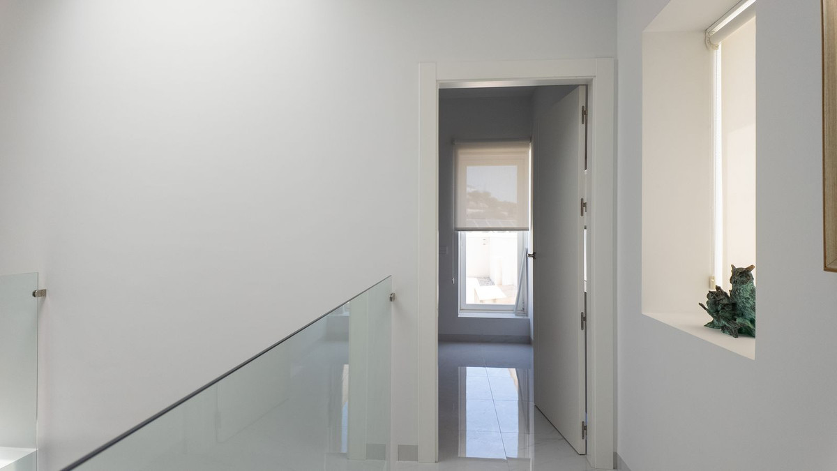 Huis te koop in Pedregalejo | 4 slaapkamers H5103964
