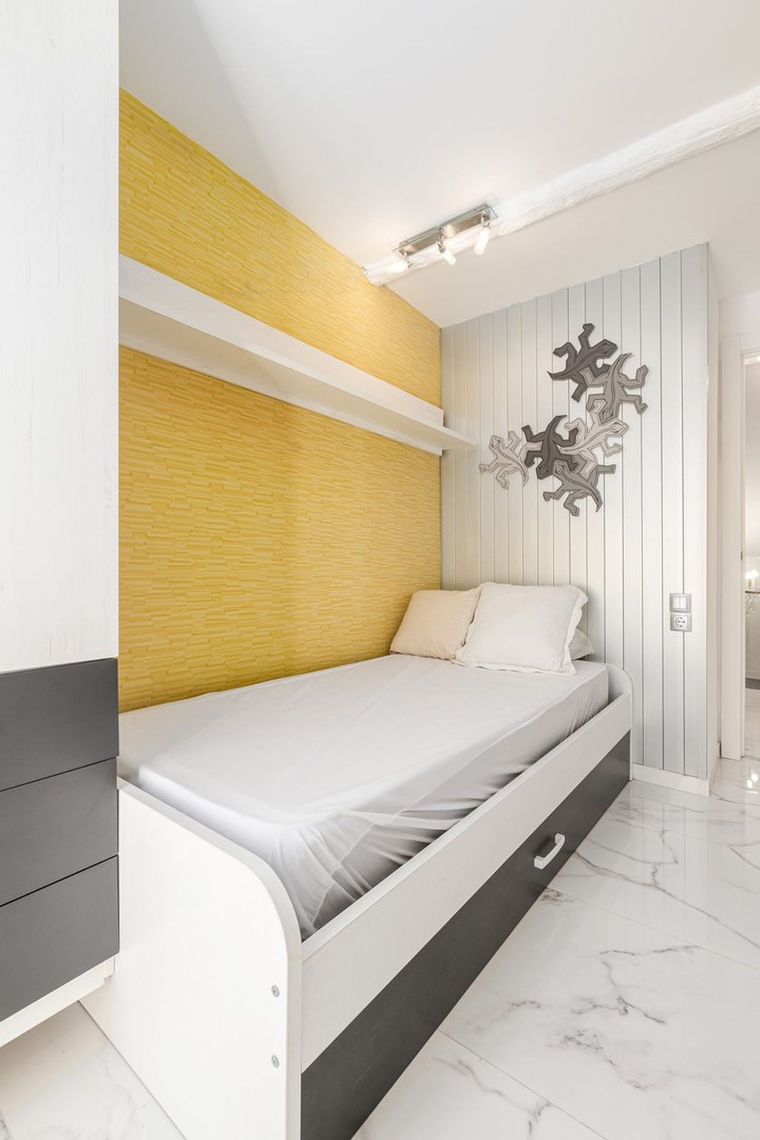 Property main view 42