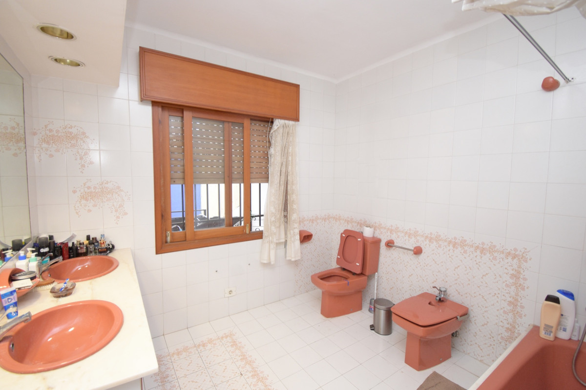 Huis te koop in Pedreguer | 6 slaapkamers H4626325