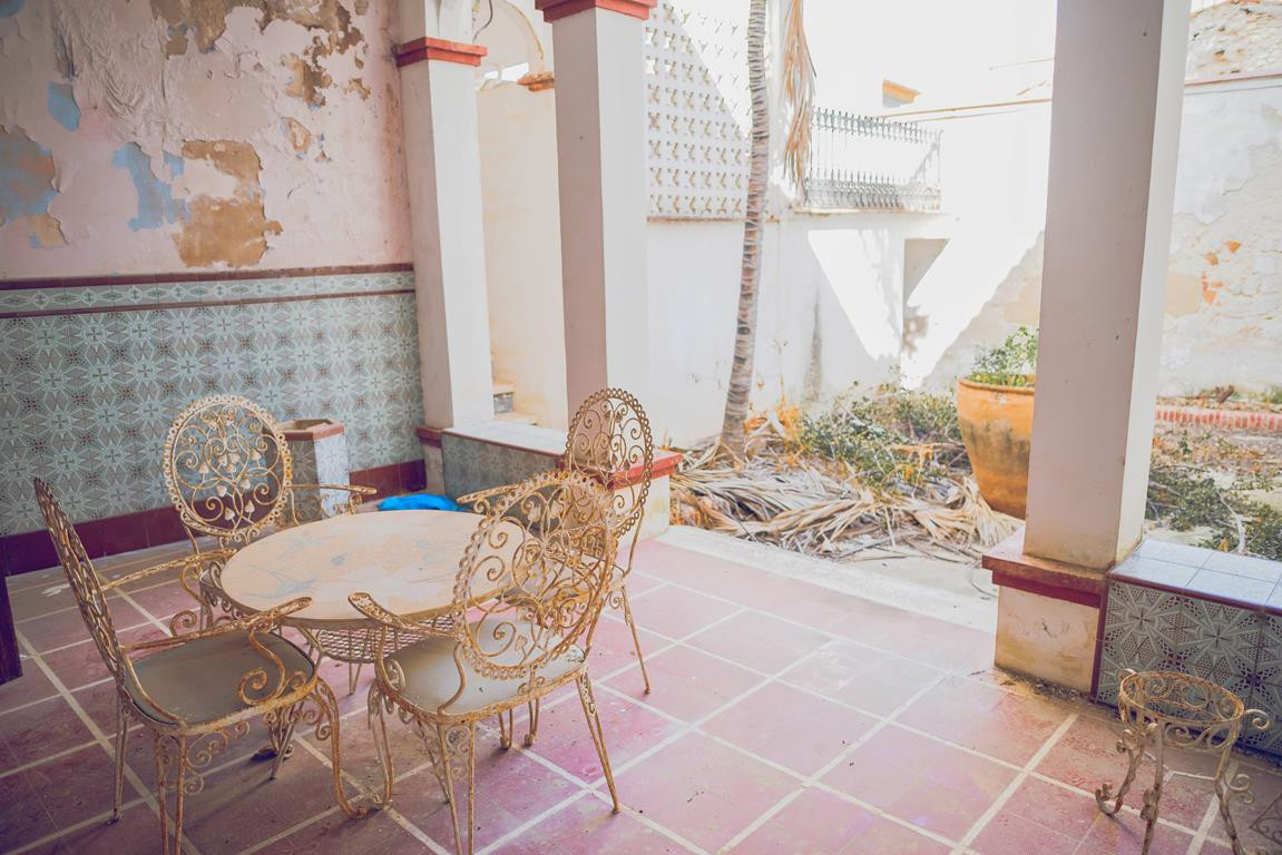 Vrijstaande Villa te koop in Pego | 9 slaapkamers H4227043