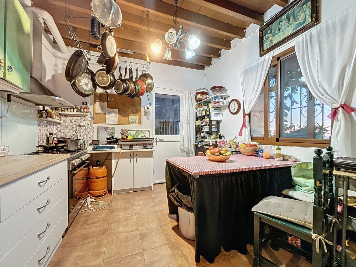 Huis te koop in Periana | 5 slaapkamers H4908907