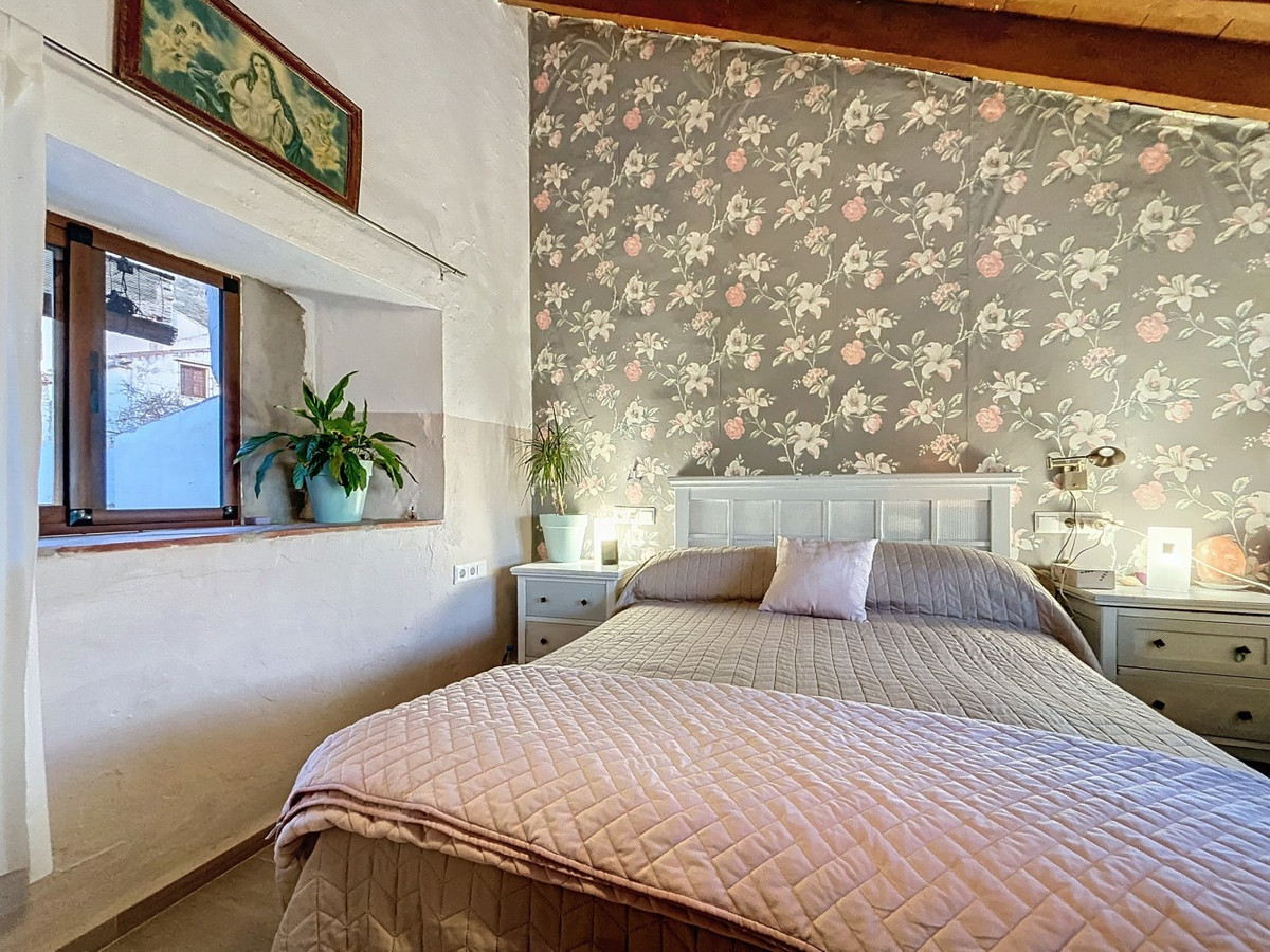Huis te koop in Periana | 5 slaapkamers H4908907