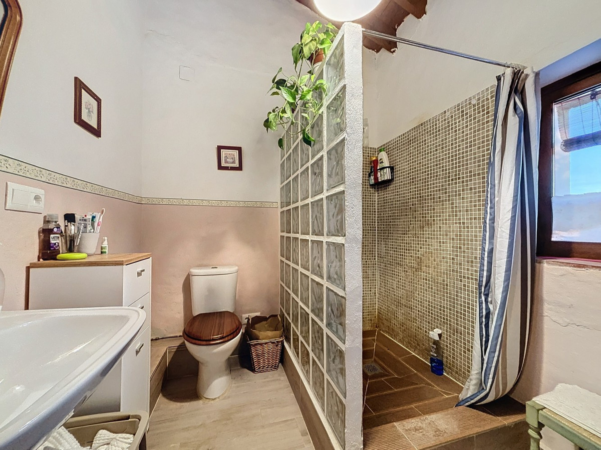 Huis te koop in Periana | 5 slaapkamers H4908907
