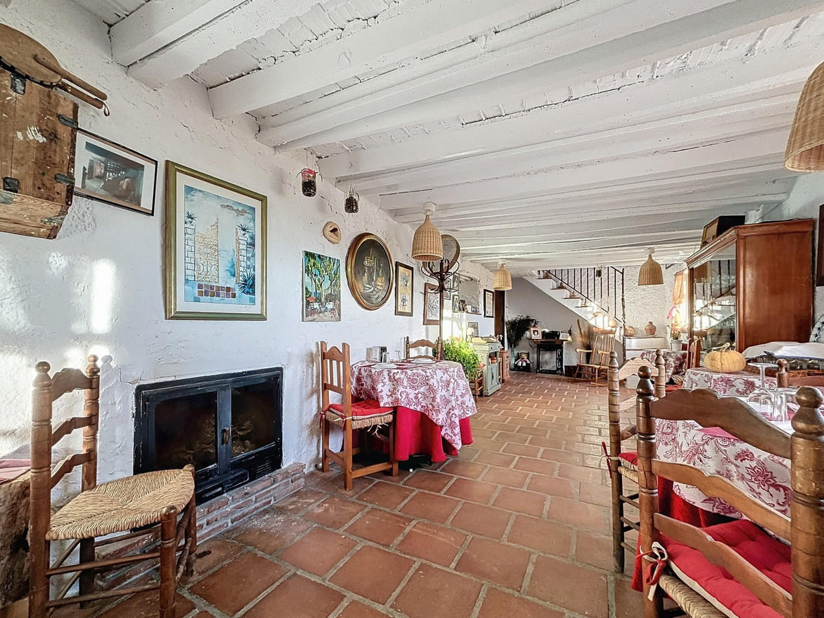 Huis te koop in Periana | 5 slaapkamers H4908907