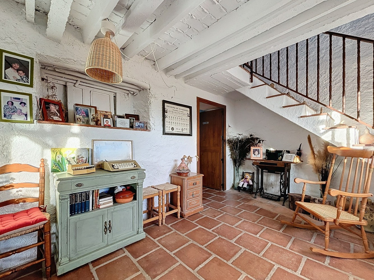 Huis te koop in Periana | 5 slaapkamers H4908907