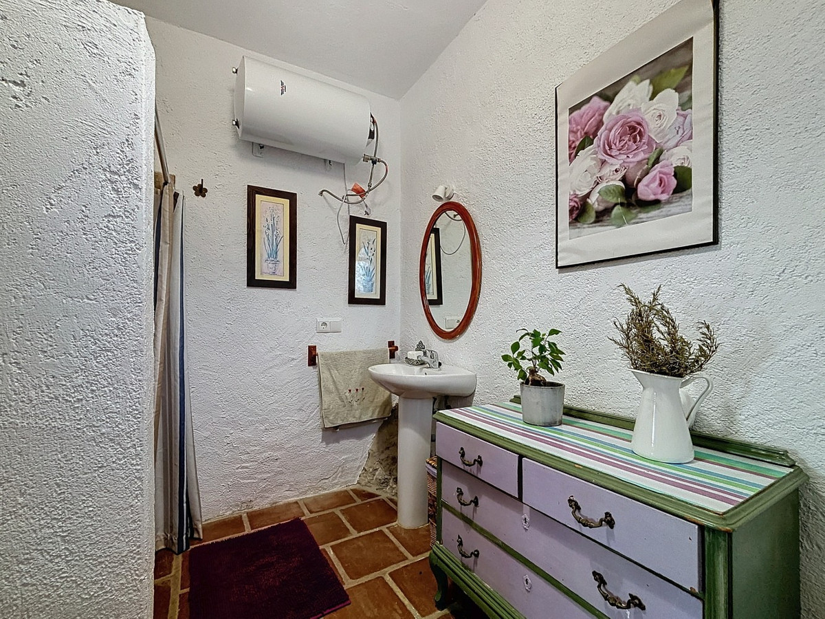 Huis te koop in Periana | 5 slaapkamers H4908907