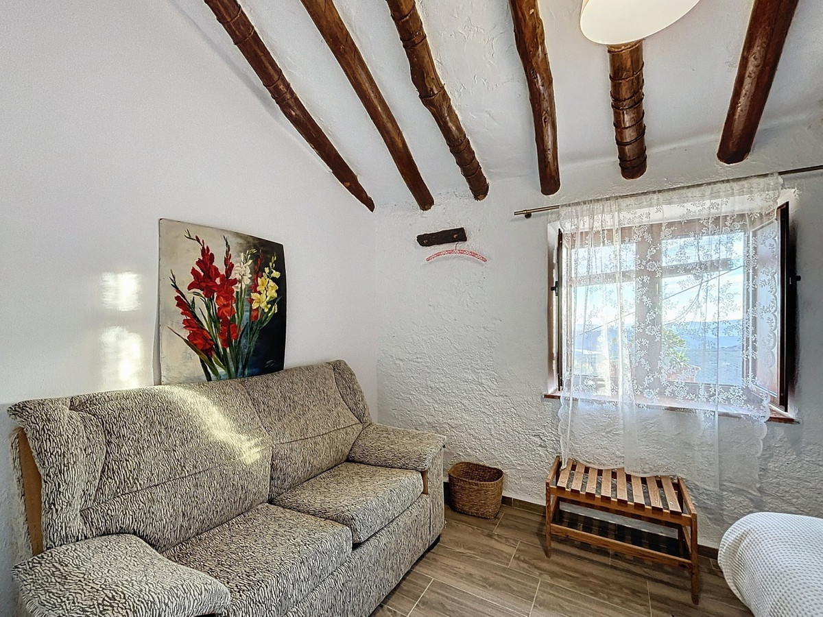 Huis te koop in Periana | 5 slaapkamers H4908907