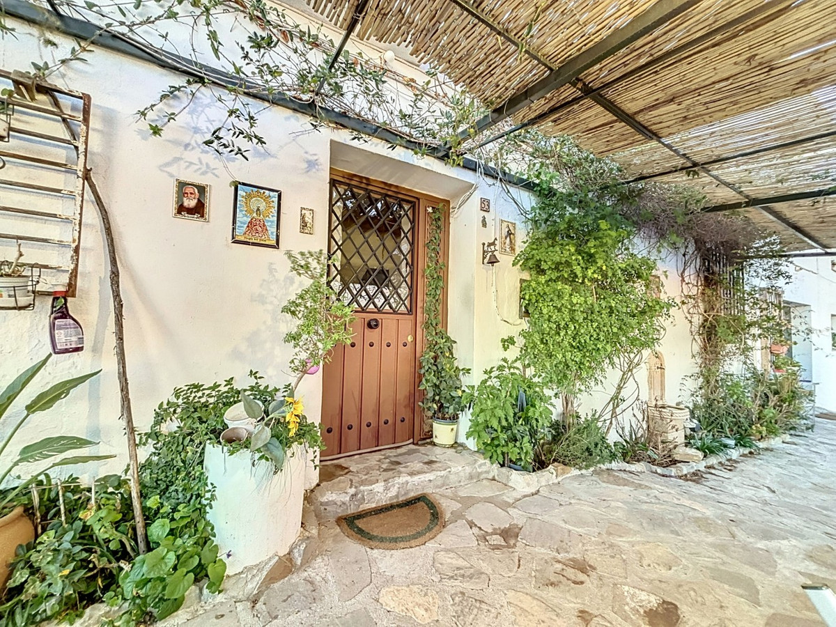 Huis te koop in Periana | 5 slaapkamers H4908907