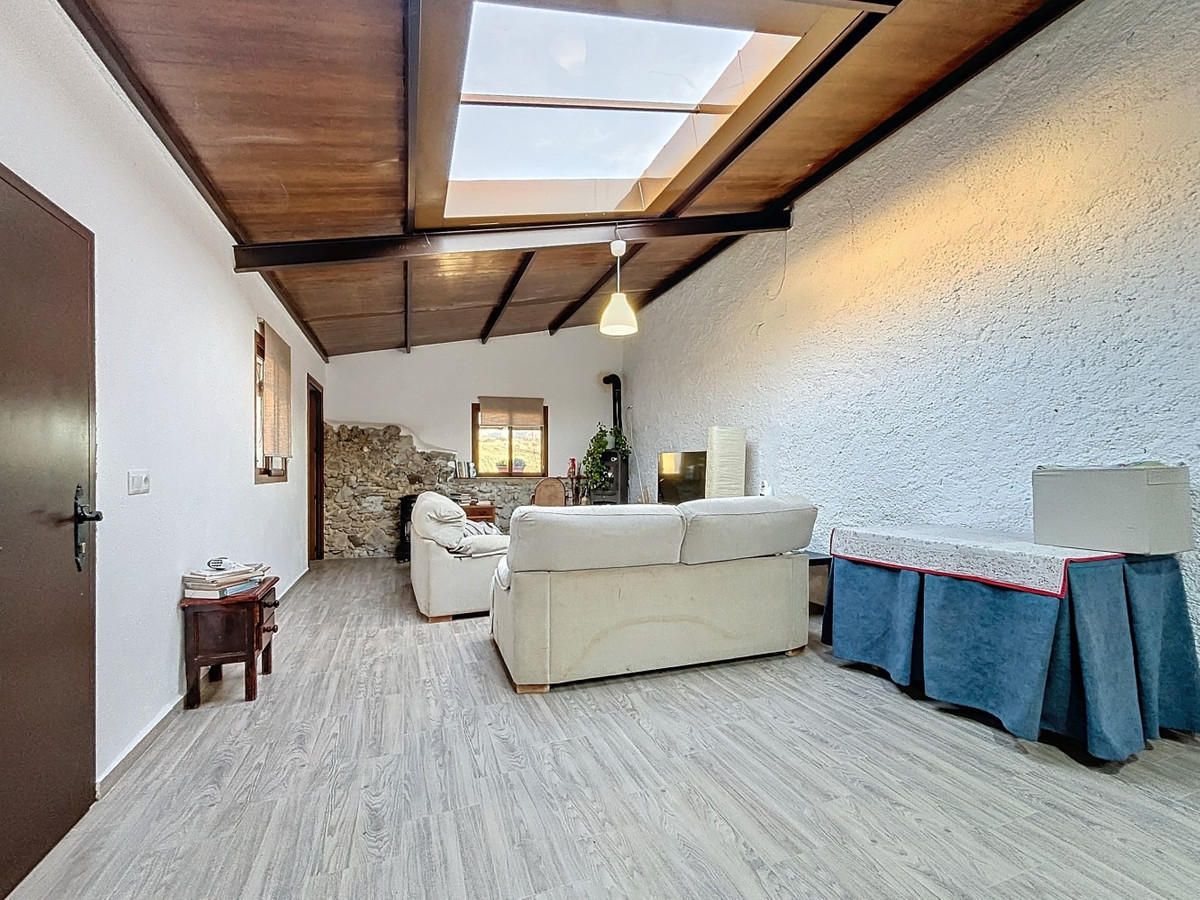Huis te koop in Periana | 5 slaapkamers H4908907