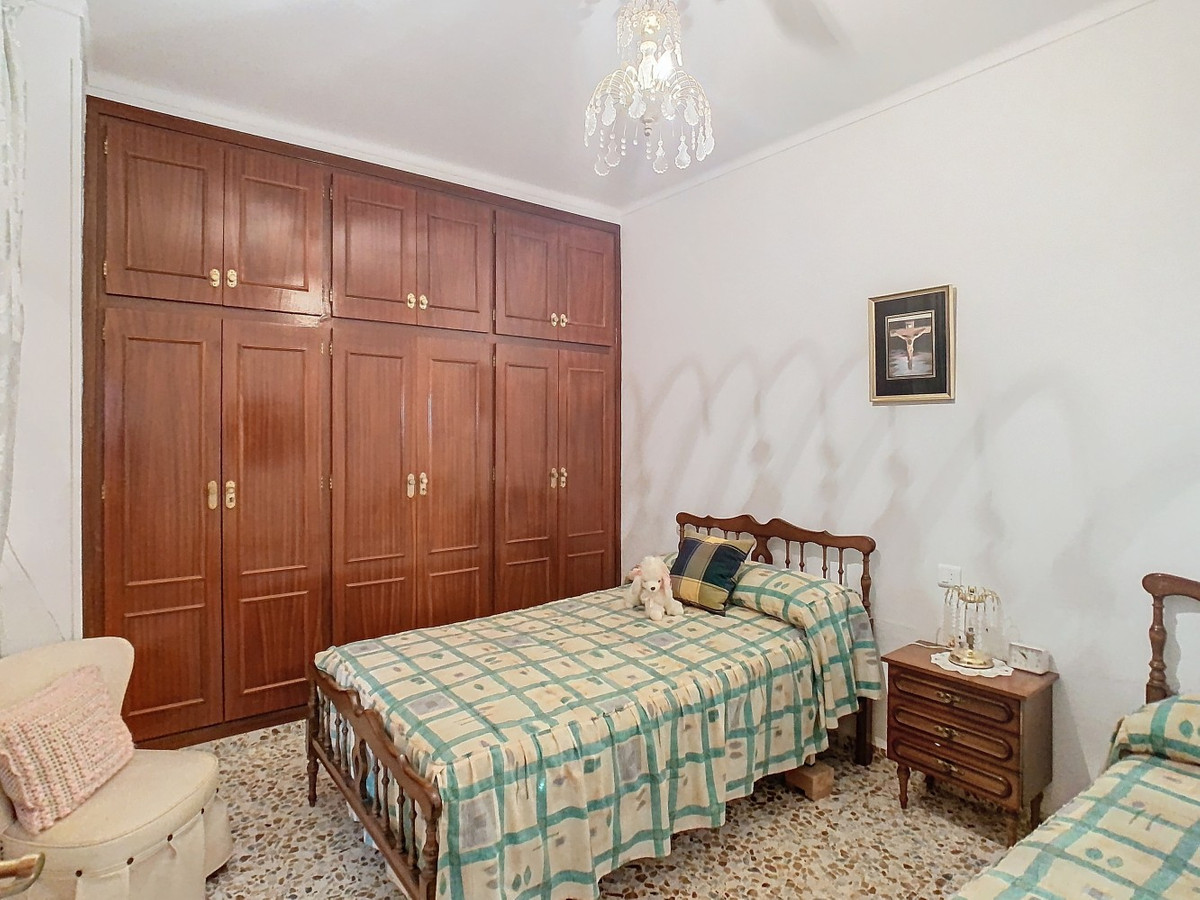 Huis te koop in Periana | 5 slaapkamers H4990678