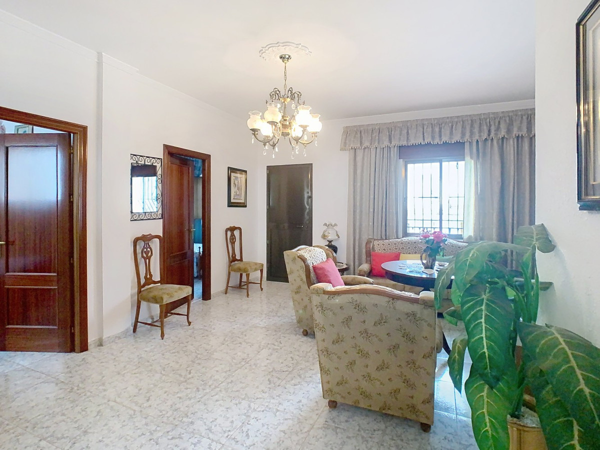 Huis te koop in Periana | 5 slaapkamers H4990678