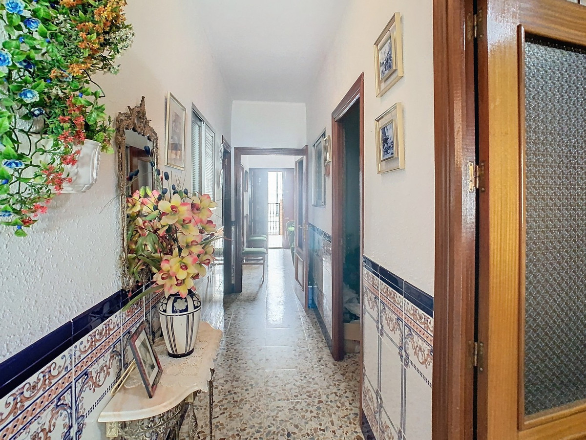Huis te koop in Periana | 5 slaapkamers H4990678