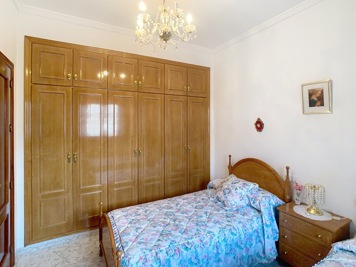 Huis te koop in Periana | 5 slaapkamers H4990678