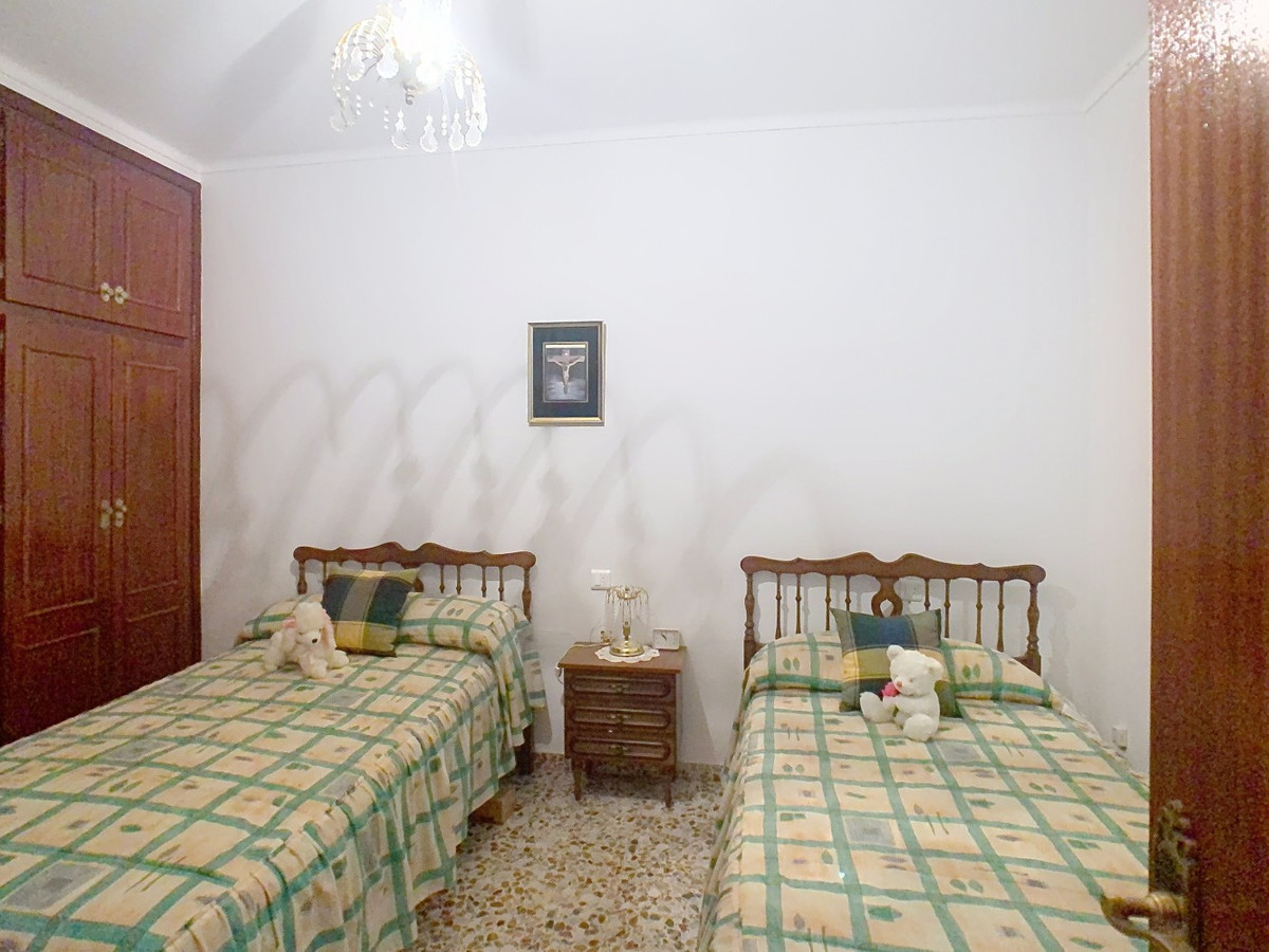 Huis te koop in Periana | 5 slaapkamers H4990678