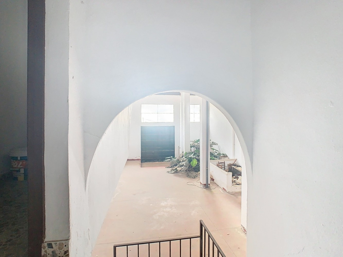 Huis te koop in Periana | 5 slaapkamers H4990678