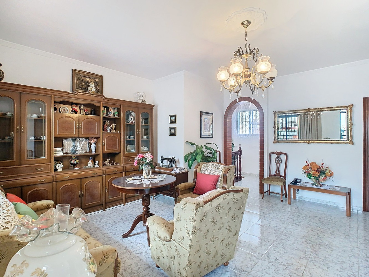Huis te koop in Periana | 5 slaapkamers H4990678