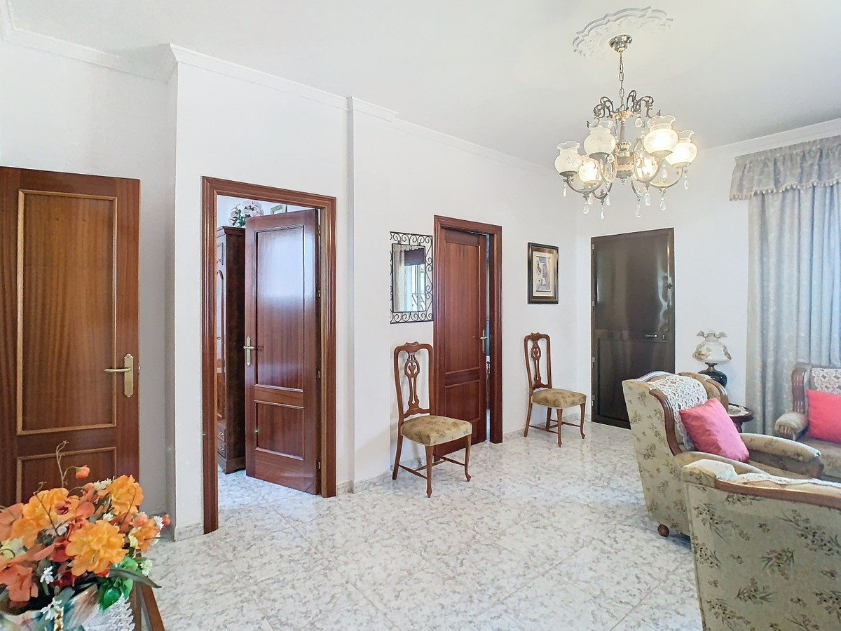 Huis te koop in Periana | 5 slaapkamers H4990678