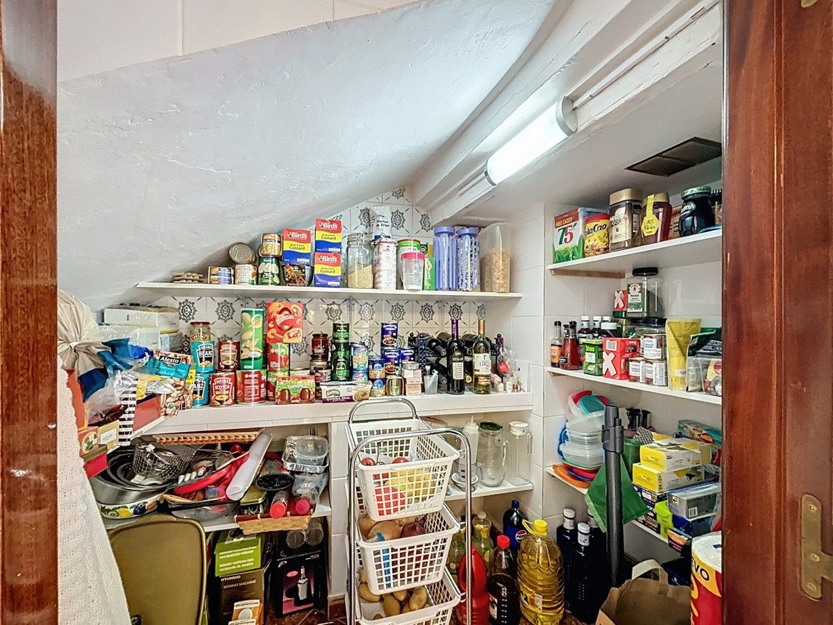 Huis te koop in Periana | 5 slaapkamers H5049922