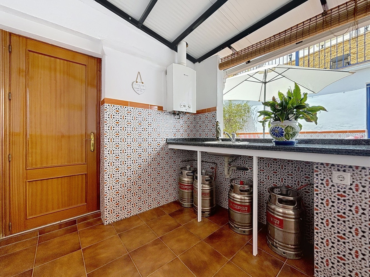 Huis te koop in Periana | 5 slaapkamers H5049922