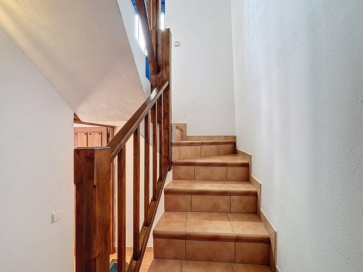 Huis te koop in Periana | 5 slaapkamers H5049922