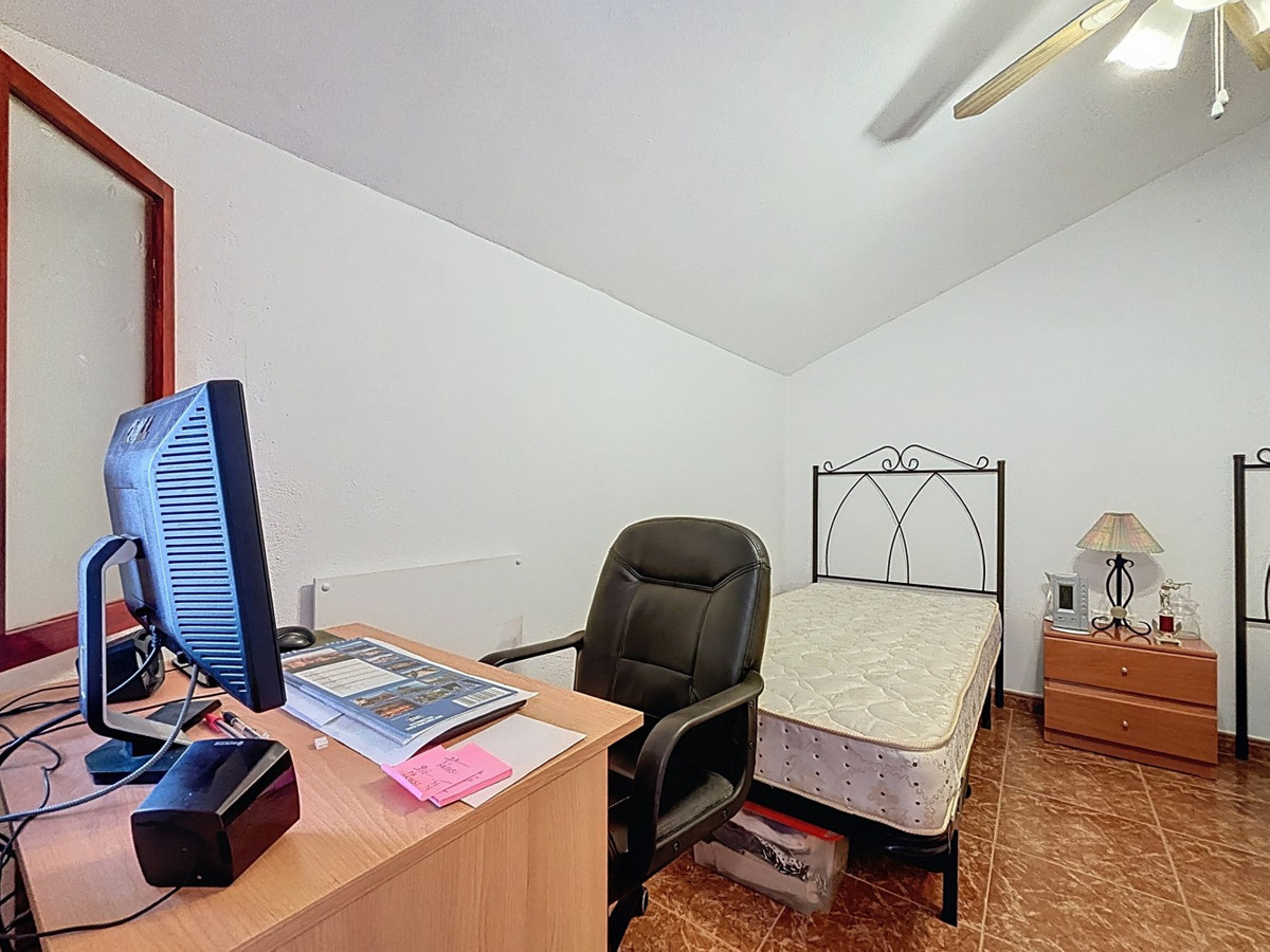 Huis te koop in Periana | 5 slaapkamers H5049922