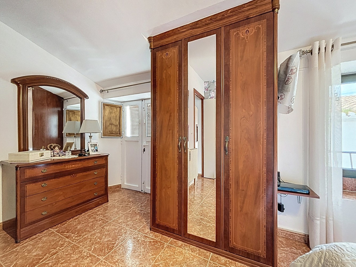 Huis te koop in Periana | 5 slaapkamers H5049922